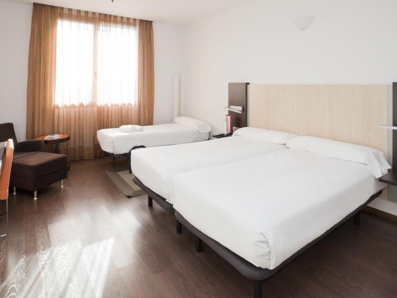 Hotel-Triple
