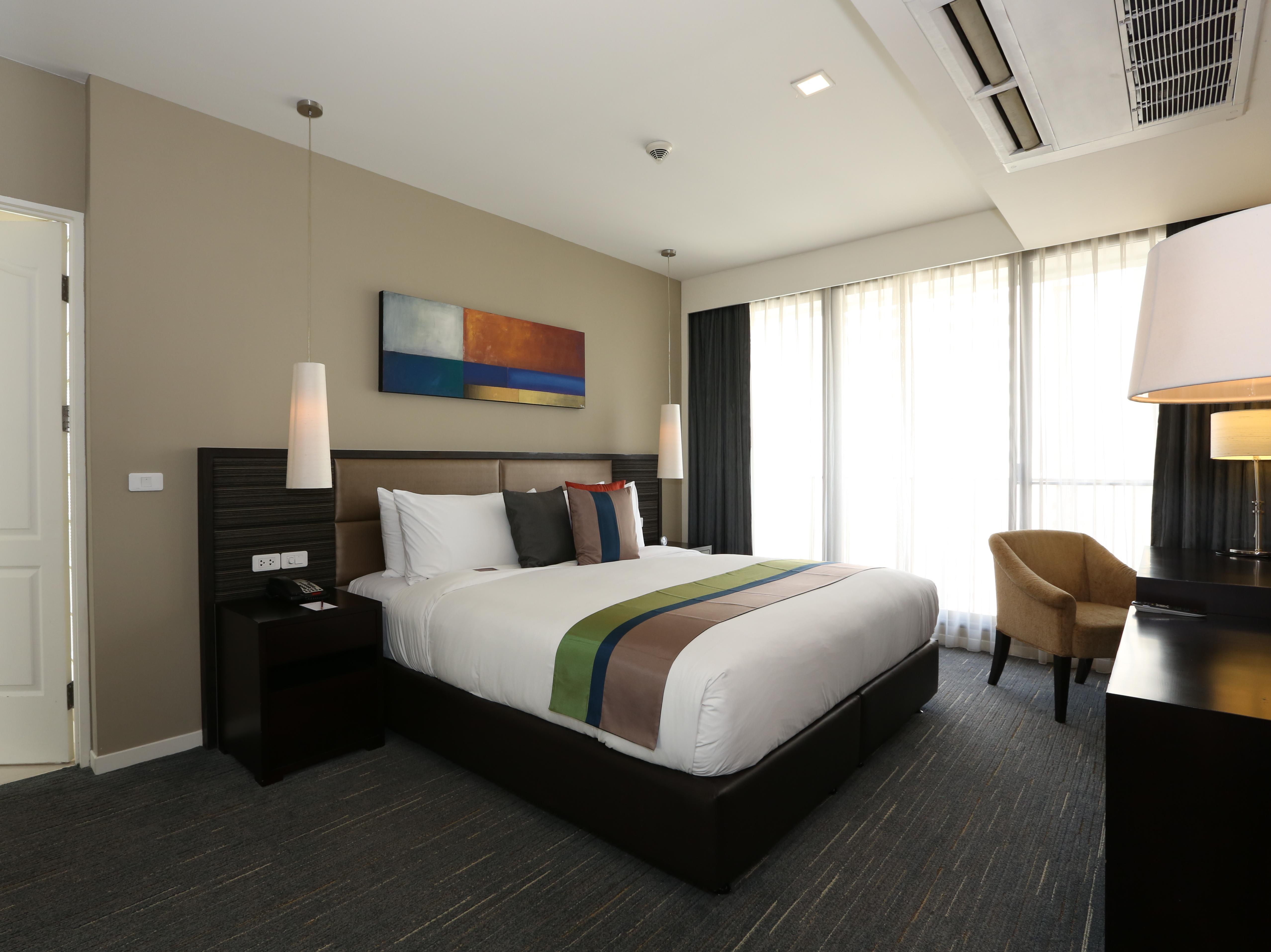 2 Bedroom Suite with Breakfast - Free WiFi access - Breakfast included