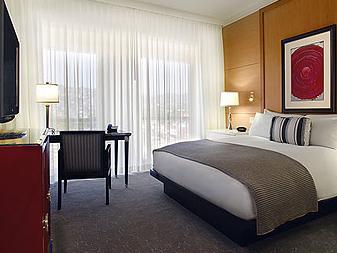 Luxury Room Hollywood Hill View - Free WiFi access
