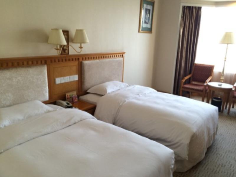 Greatwall Hotel - Zhengzhou Zhengzhou FAQ 2017, What facilities are there in Greatwall Hotel - Zhengzhou Zhengzhou 2017, What Languages Spoken are Supported in Greatwall Hotel - Zhengzhou Zhengzhou 2017, Which payment cards are accepted in Greatwall Hotel - Zhengzhou Zhengzhou , Zhengzhou Greatwall Hotel - Zhengzhou room facilities and services Q&A 2017, Zhengzhou Greatwall Hotel - Zhengzhou online booking services 2017, Zhengzhou Greatwall Hotel - Zhengzhou address 2017, Zhengzhou Greatwall Hotel - Zhengzhou telephone number 2017,Zhengzhou Greatwall Hotel - Zhengzhou map 2017, Zhengzhou Greatwall Hotel - Zhengzhou traffic guide 2017, how to go Zhengzhou Greatwall Hotel - Zhengzhou, Zhengzhou Greatwall Hotel - Zhengzhou booking online 2017, Zhengzhou Greatwall Hotel - Zhengzhou room types 2017.
