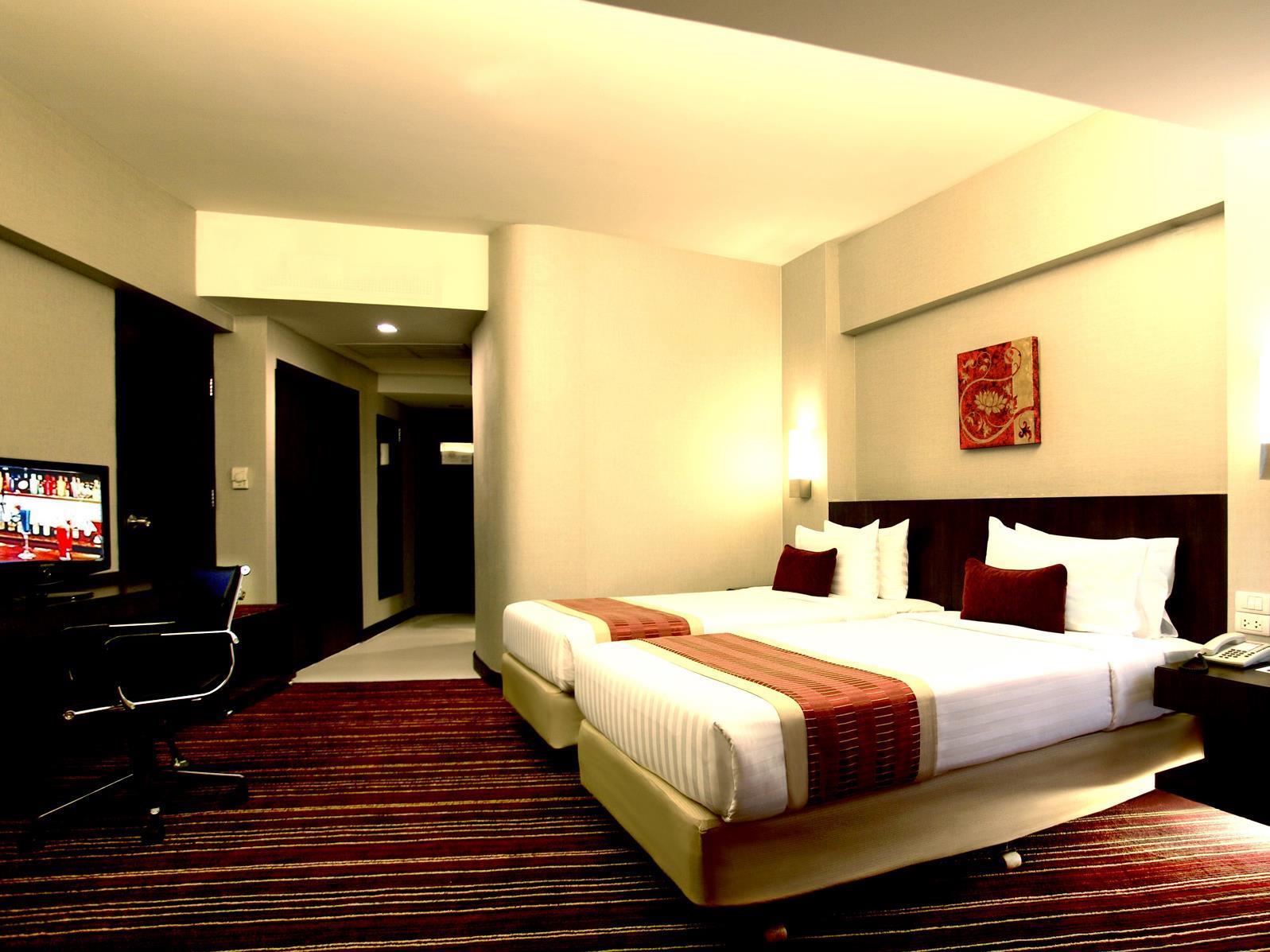 Ambassador Hotel Bangkok 48 (60) 54 Ambassador Hotel Bangkok 48 (60) 40