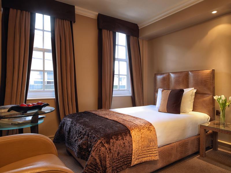 Hotel-1-Bedroom