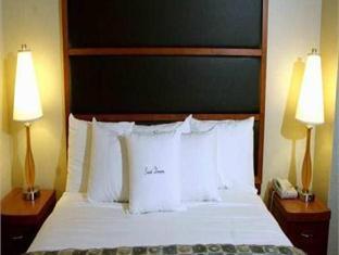 1 King Suite Non Smoking Advance Purchase - Best price guarantee