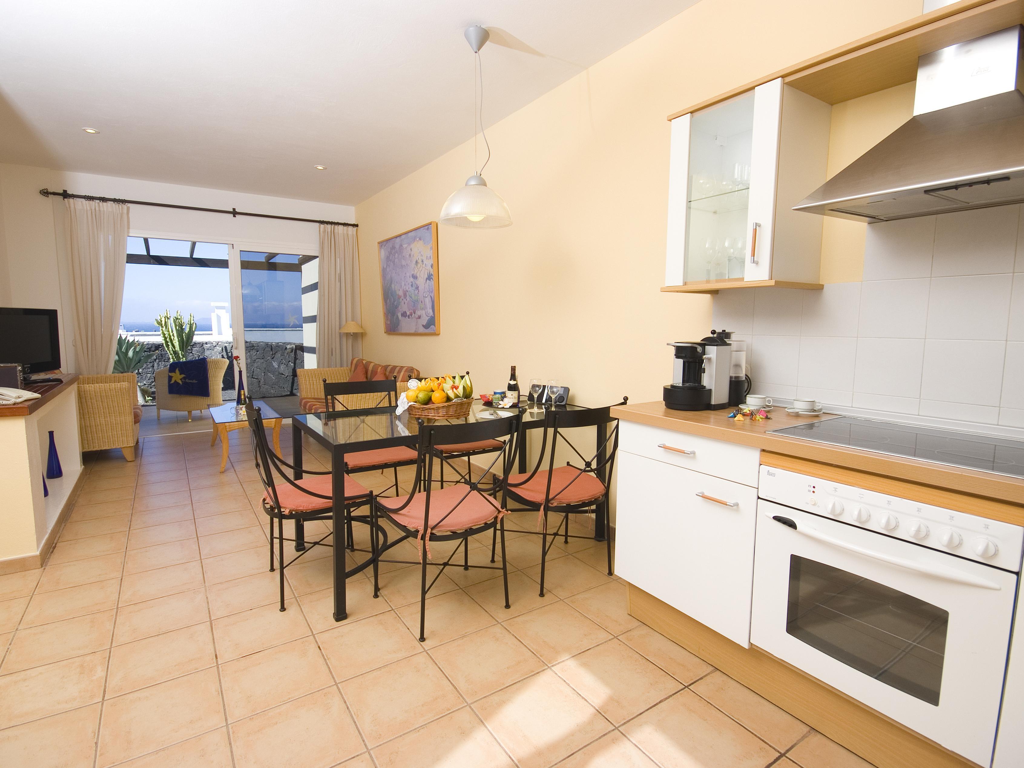 Deluxe Bungalow Breakfast - Free WiFi access - Breakfast included