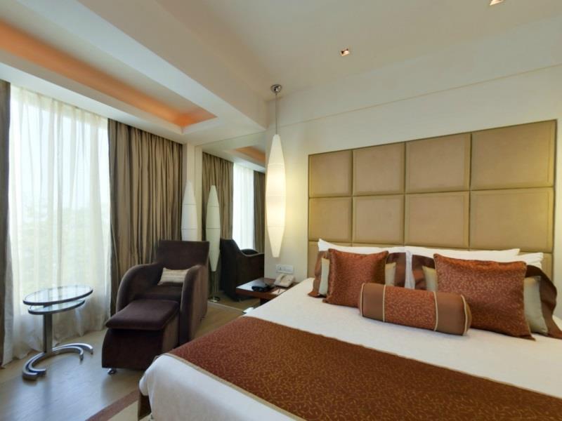 Superior Room Queen Bed Extended Stay - Free WiFi access