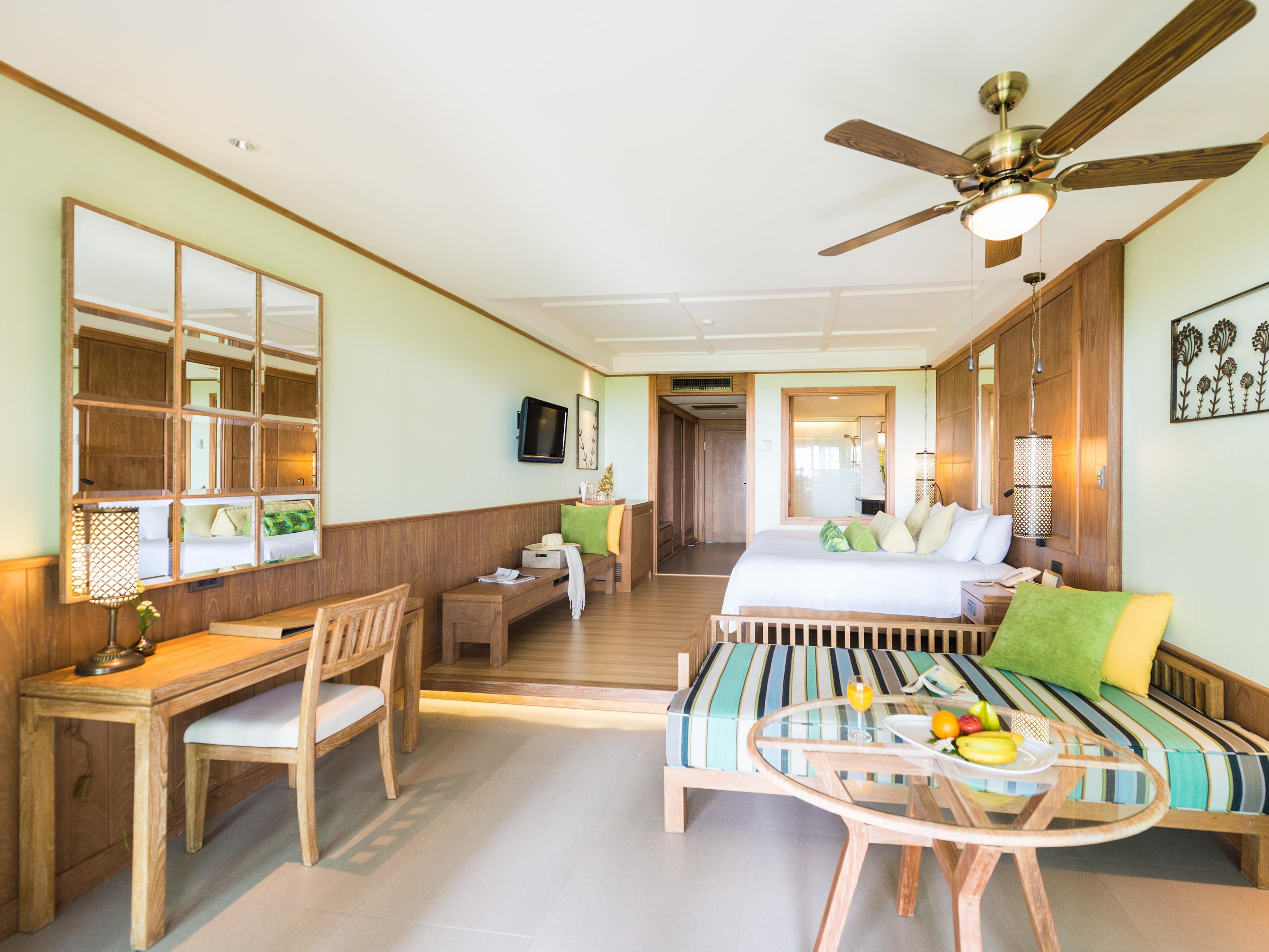 Junior Suite Thani Wing - Breakfast included