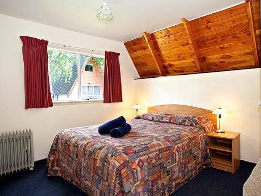 Motels-2-Bedroom