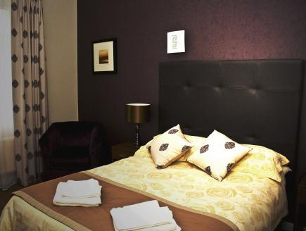 Hotel-Country