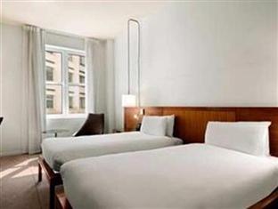 Twin Hilton Deluxe Room - Best price guarantee