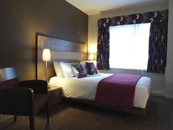 Double Hilton Deluxe Room - Best price guarantee