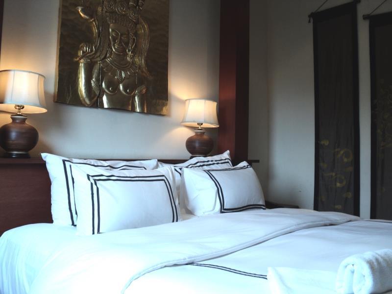 Hotel-1