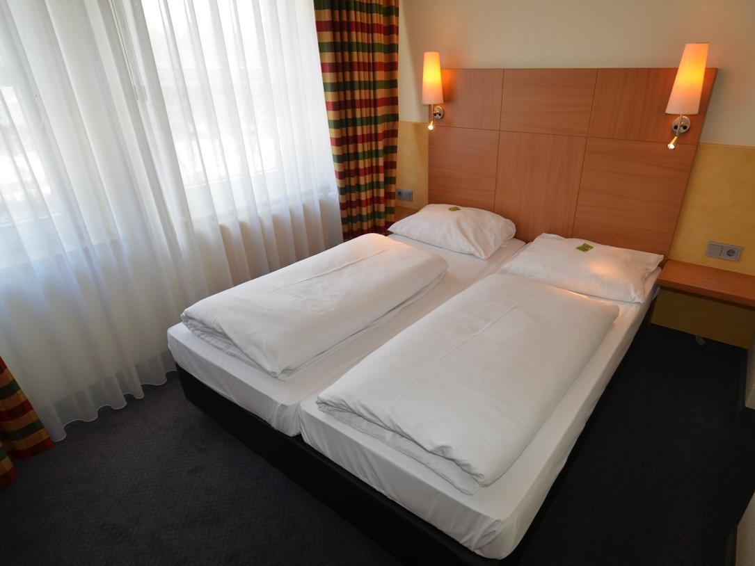 Double Room - Free WiFi access
