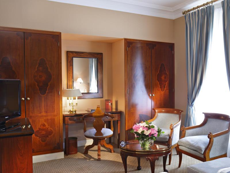 Superior Room - Room Only - Free WiFi access