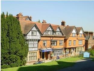 Family Suite (Sleeps 4) - Free WiFi access - Breakfast included