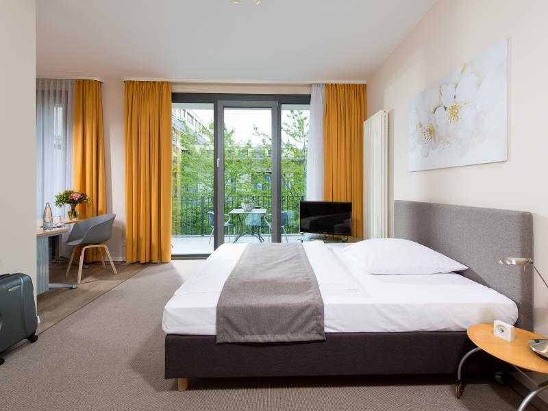 Junior Apartment Single - Free WiFi access - Breakfast included