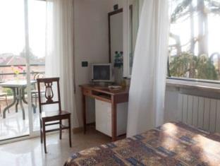 Double for Single Use - Free WiFi access - Breakfast included
