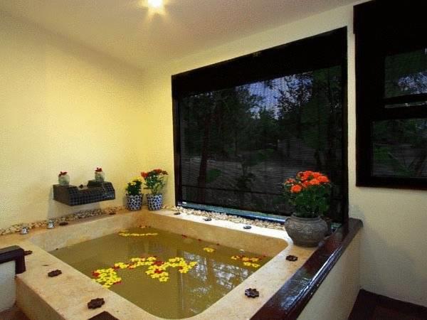 Poolsideis
