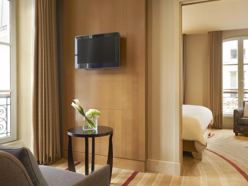 Hotel-Parisian