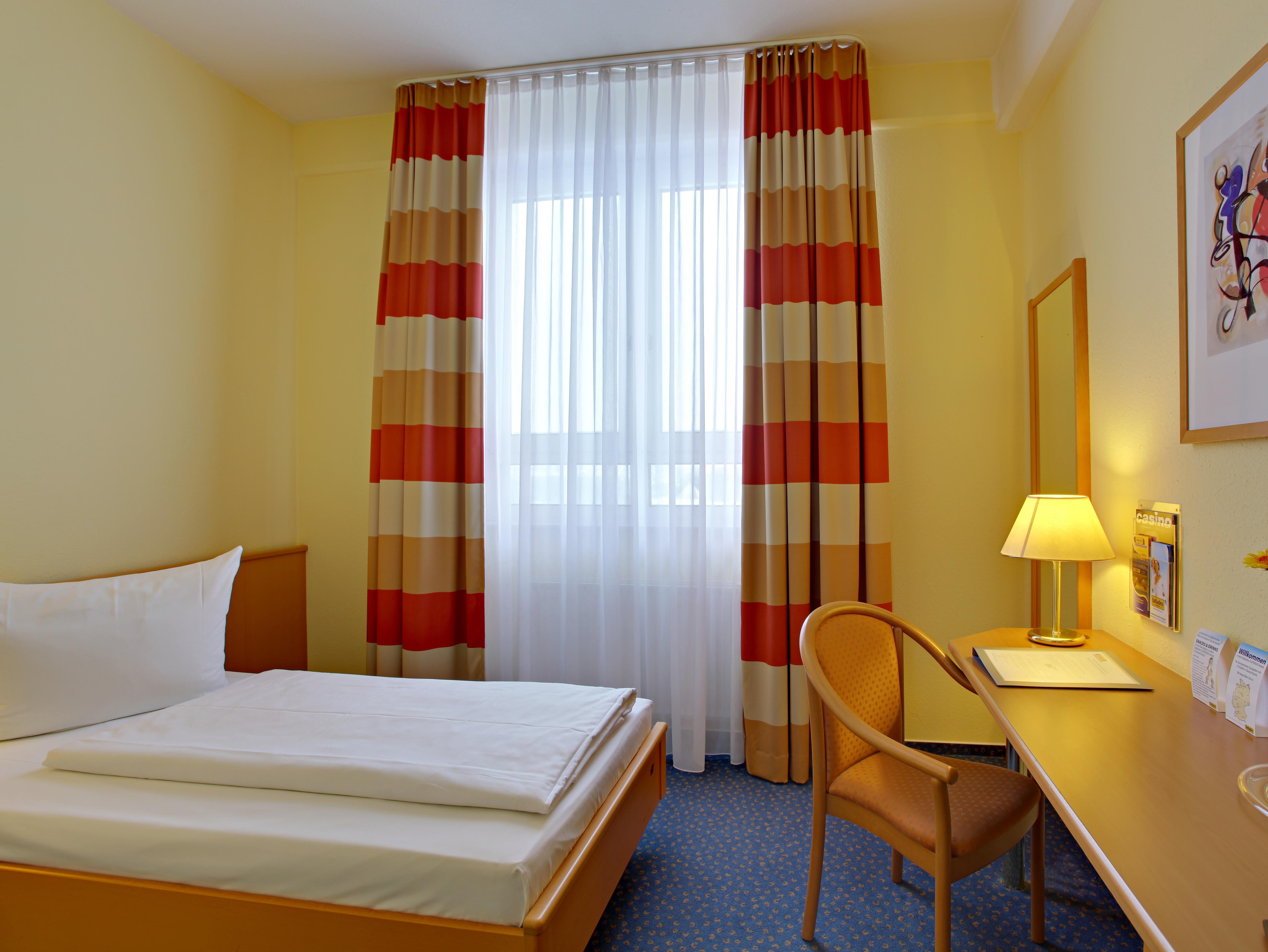 Standard Single Special deal - Free WiFi access