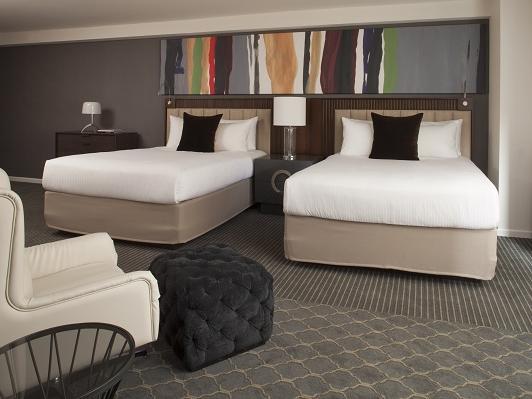 Studio with Two Queen Beds - Best price guarantee