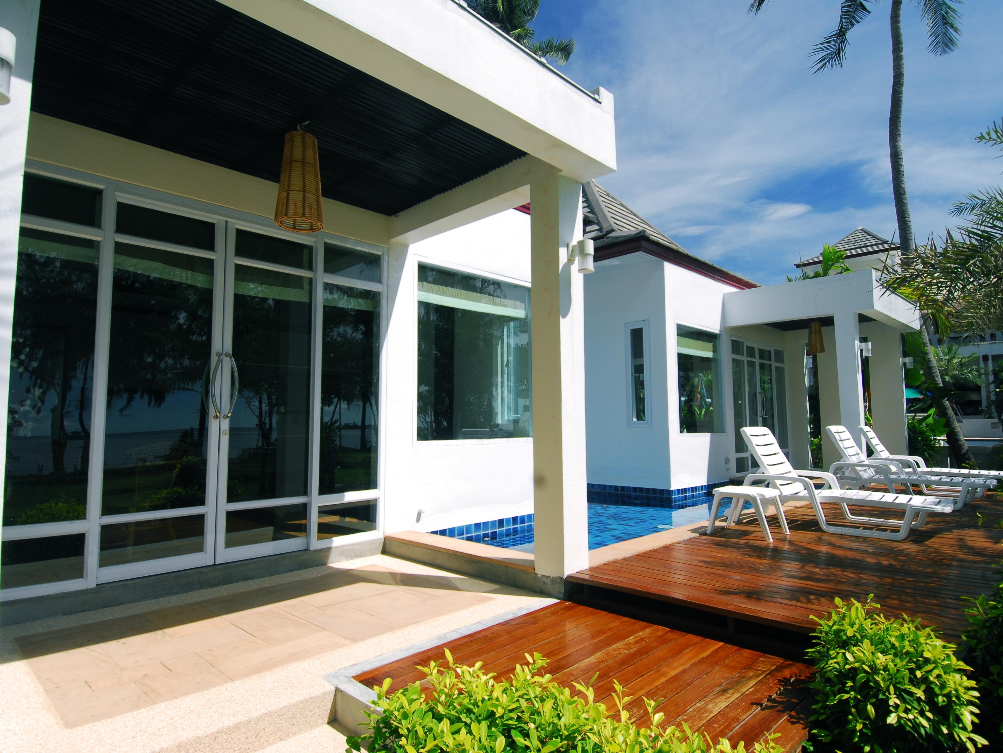 Spa-Beachfront