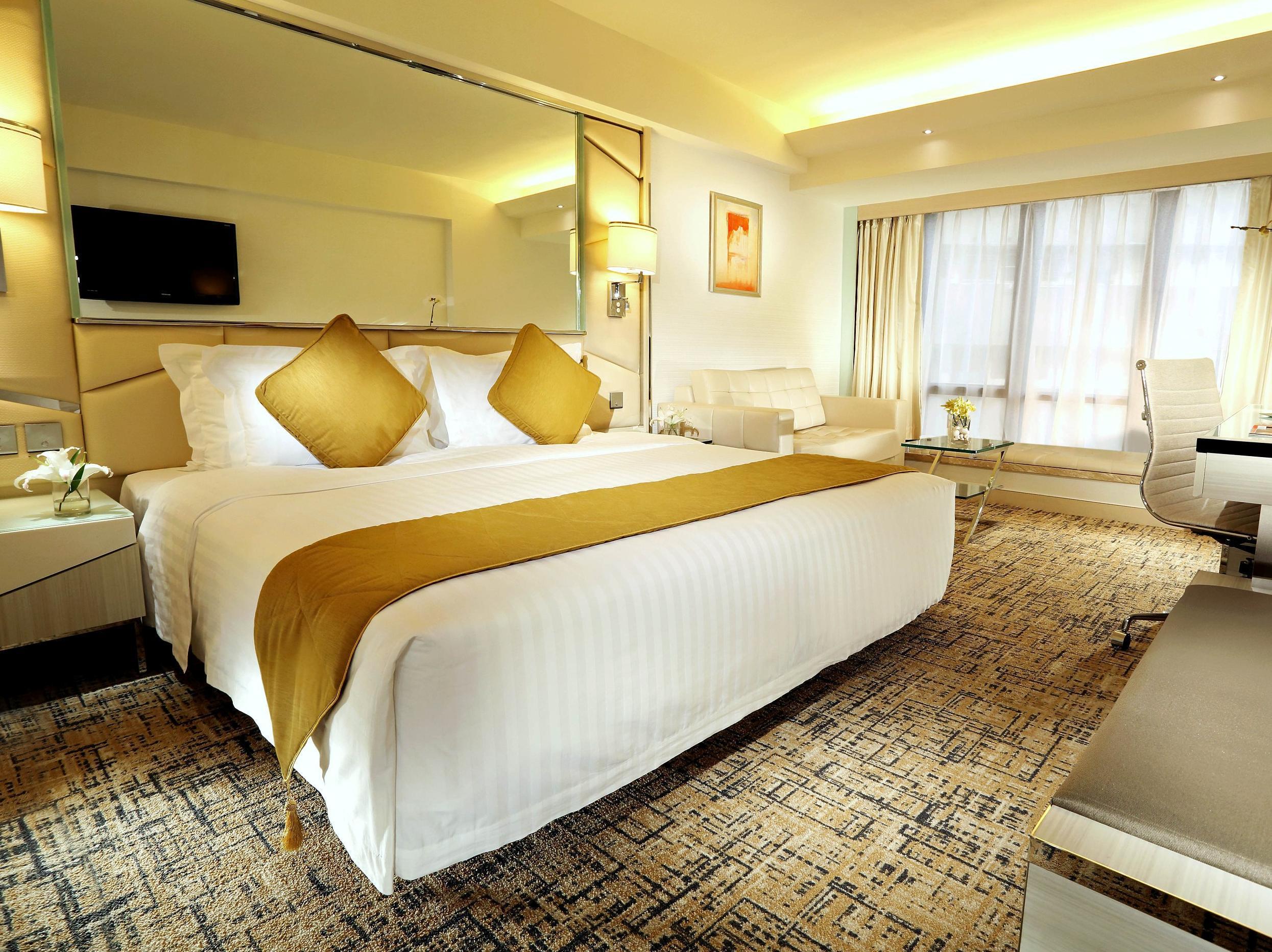 Executive Club - Free WiFi access - Breakfast included