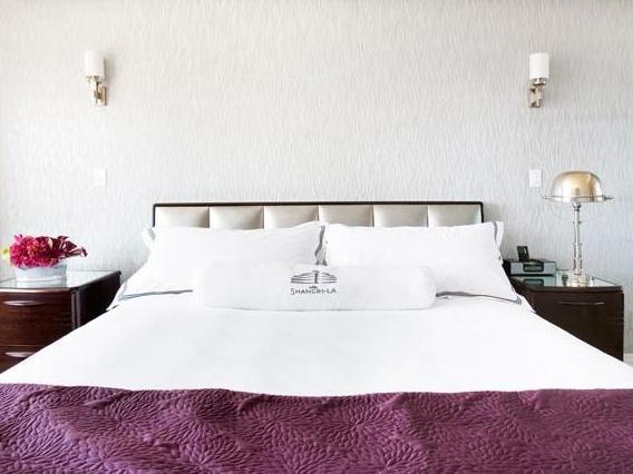 2016,Hotel