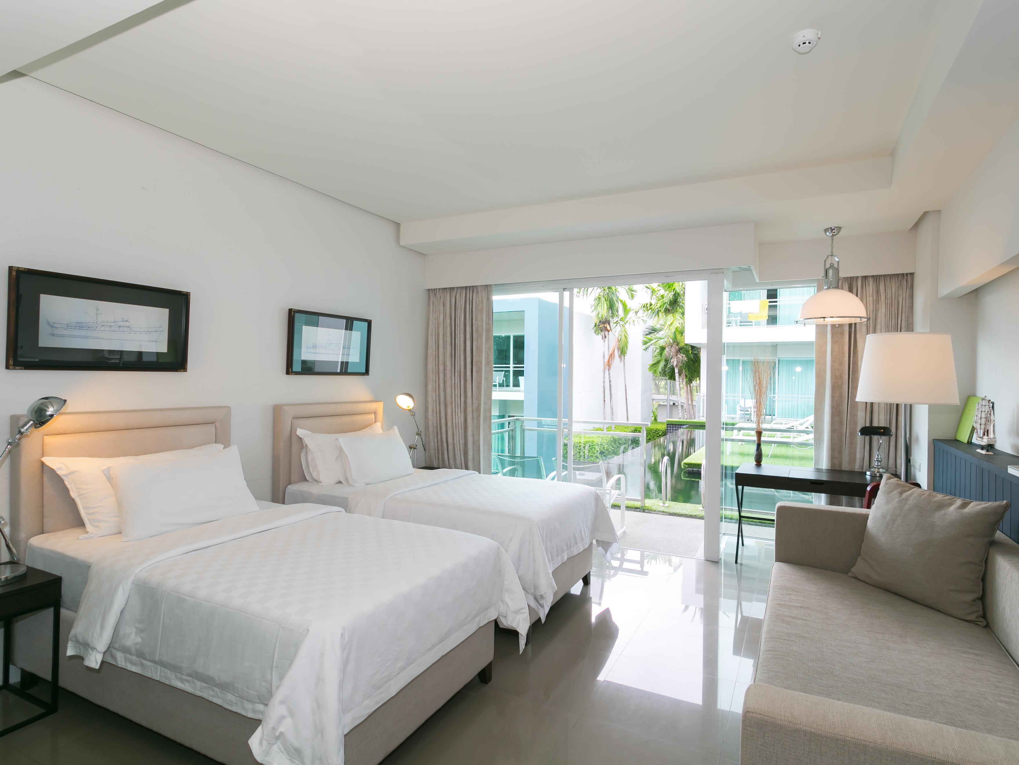 Grand Pool Access - Free WiFi access
