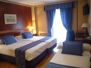Hotel-Triple