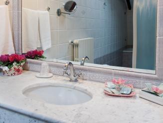 Classic Triple Room - Free WiFi access - Breakfast included