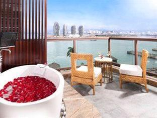 Deluxe Sea View - Breakfast included