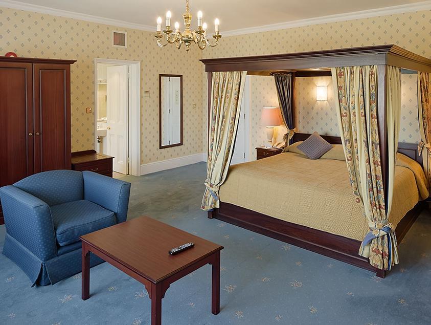 Hotel-Feature