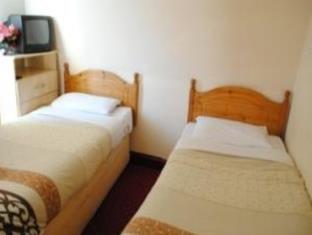 Triple En-suite - Free WiFi access