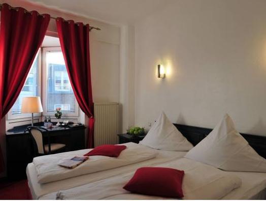 Double Room - Free WiFi access