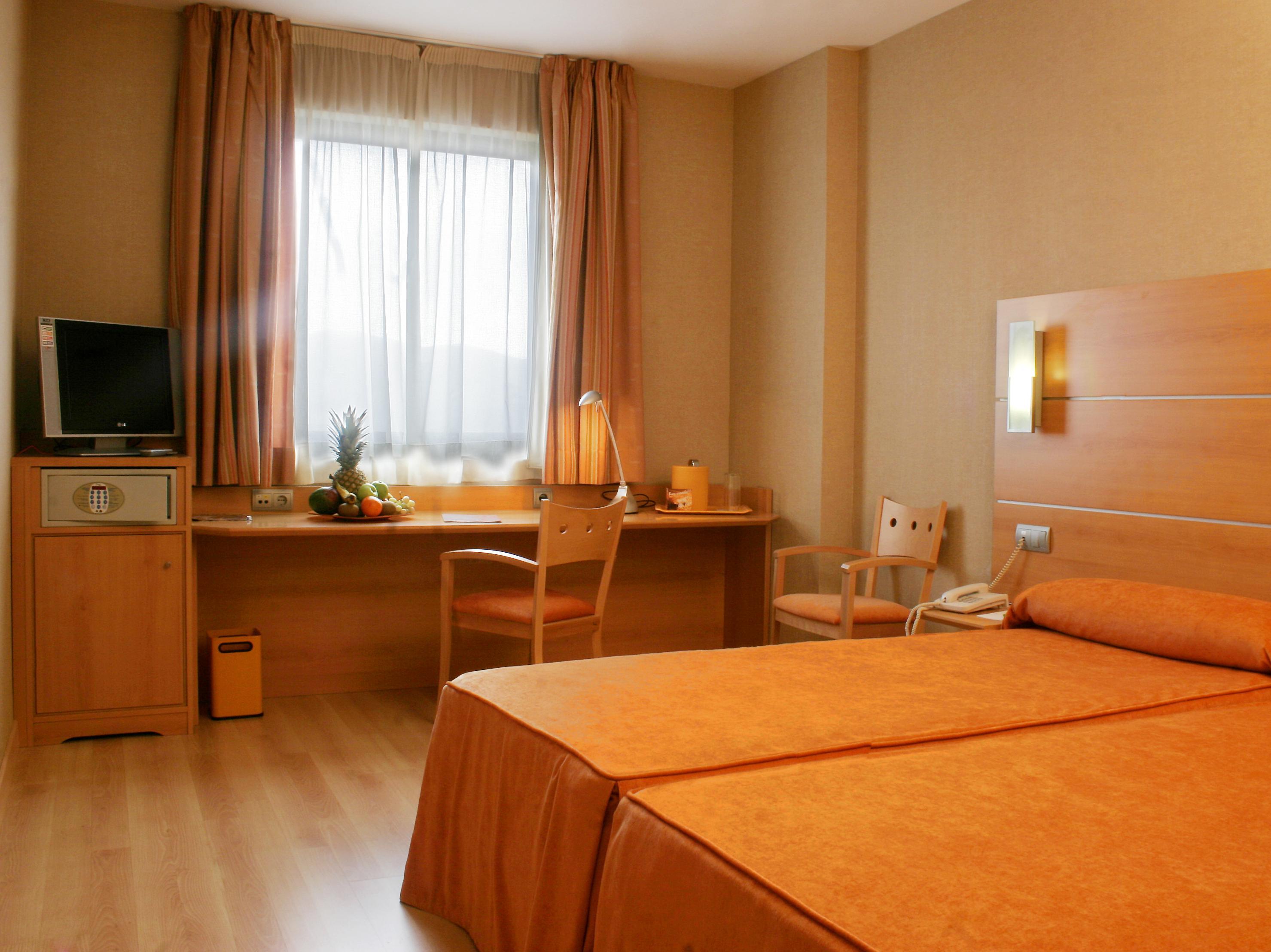 Triple Room (2 Adults + 1 Child) - Free WiFi access