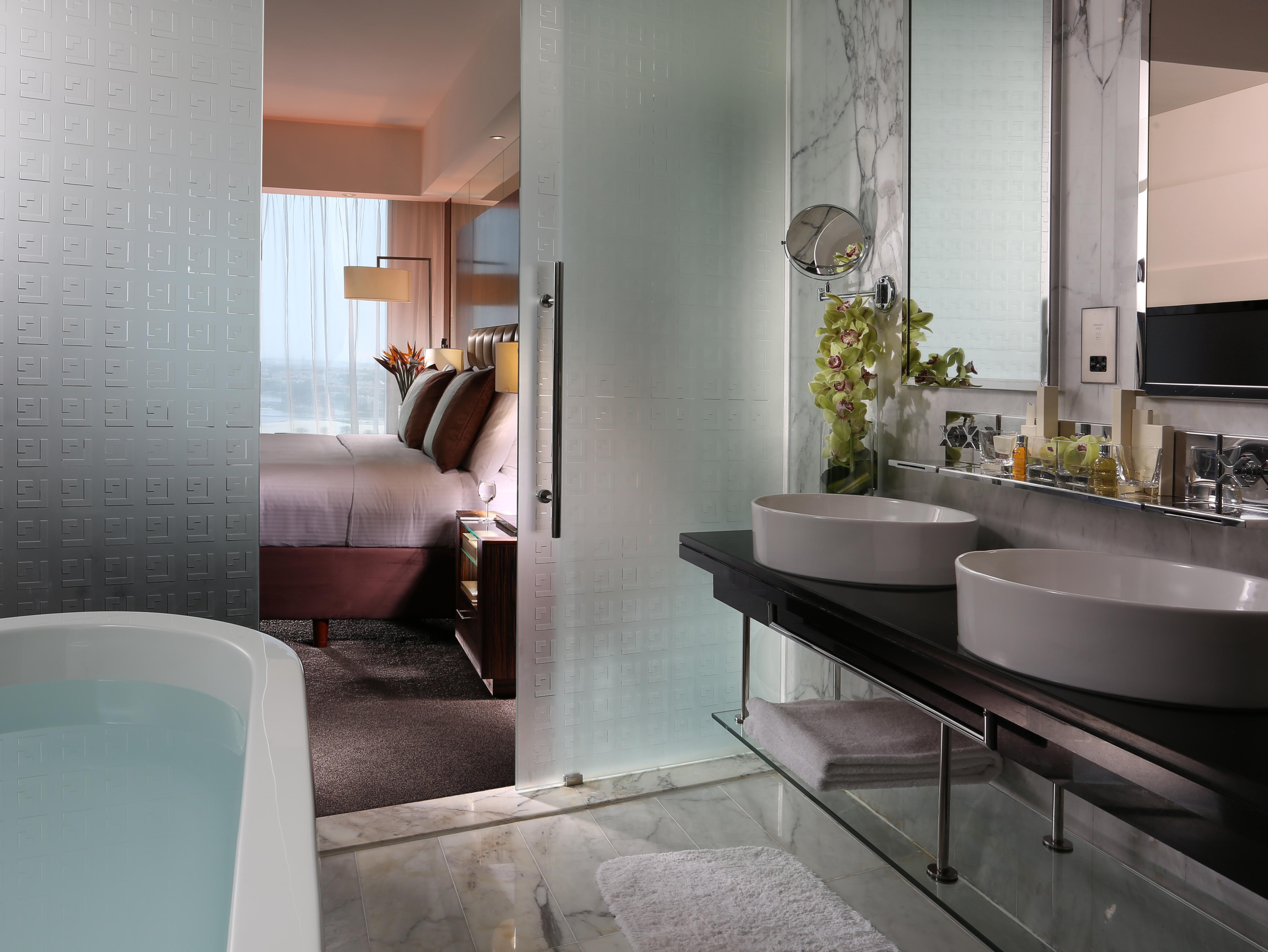 Bonnington Jumeirah Lakes Towers Дубай