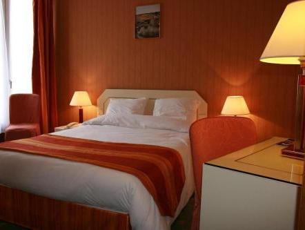 Triple Room - Free WiFi access - Breakfast included