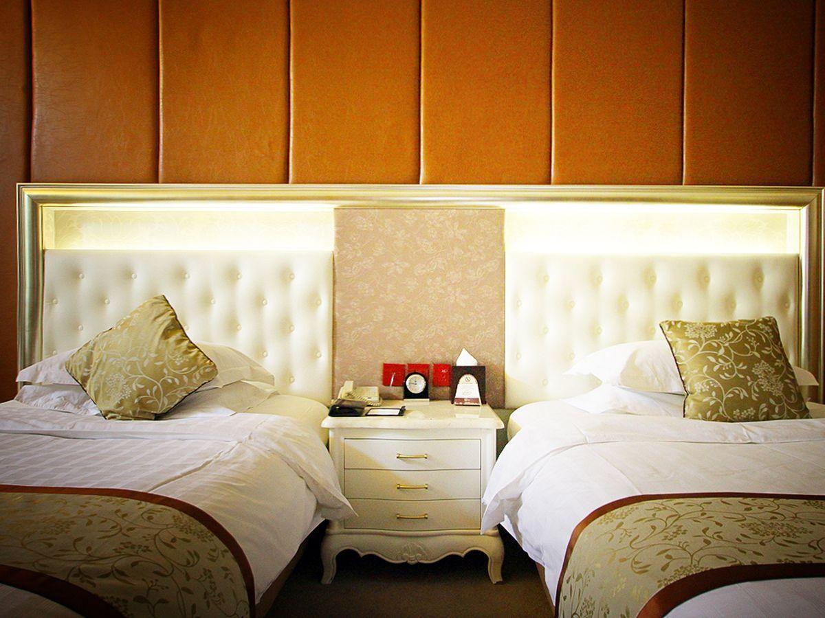 Deluxe Executive with Breakfast - Breakfast included