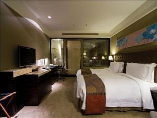 Deluxe Twin with Breakfast - Free WiFi access - Breakfast included