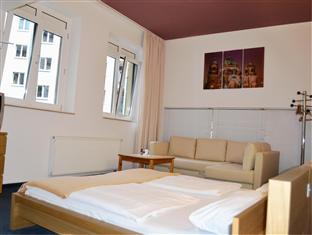 Family Room - Free WiFi access