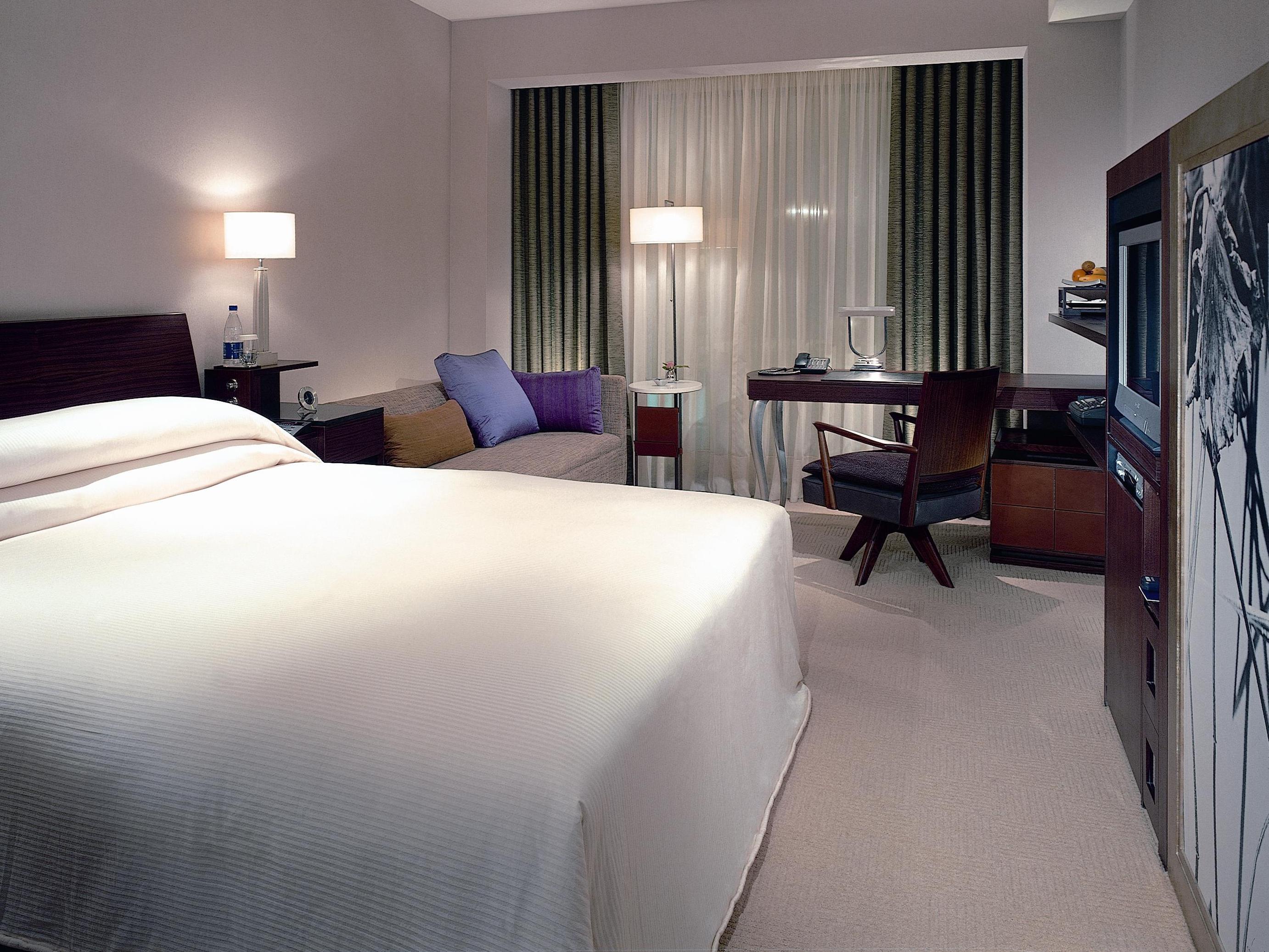 Superior Double - Free WiFi access - Breakfast included