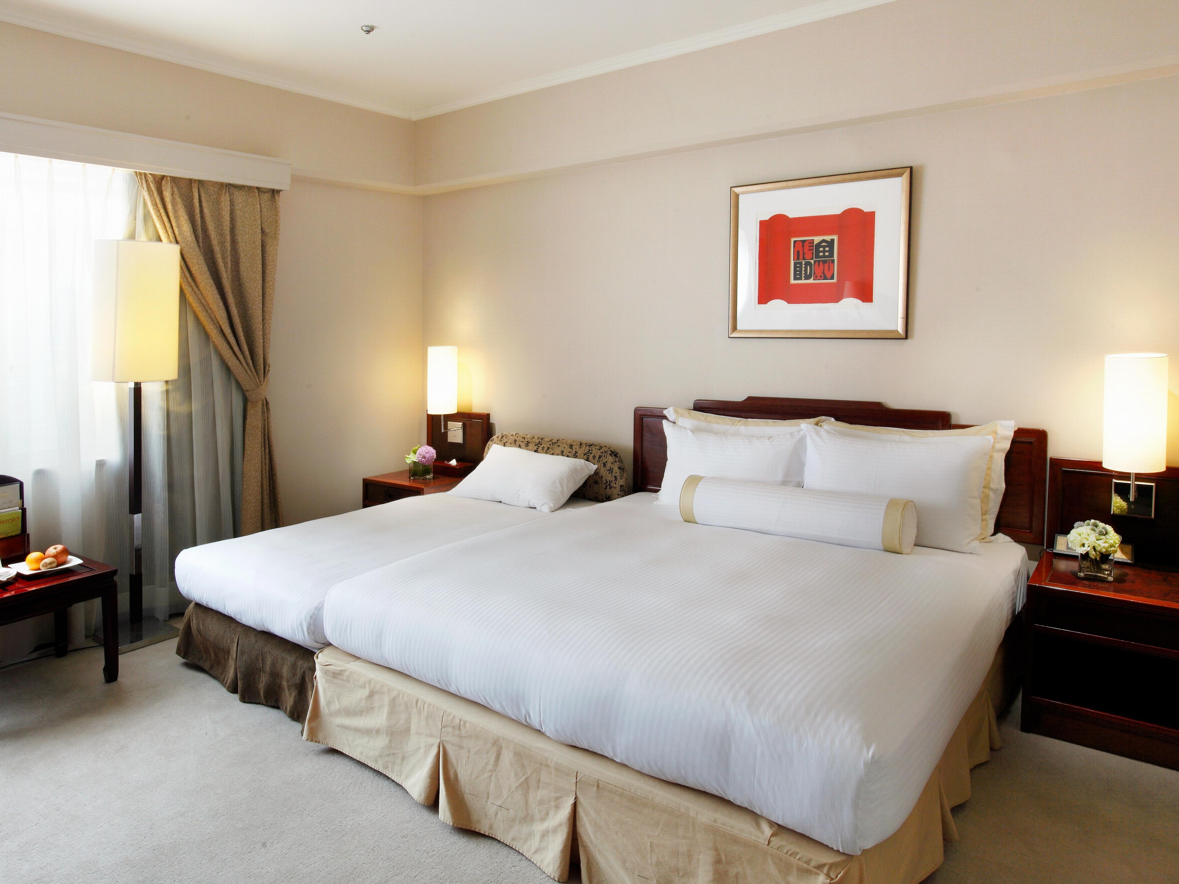 Deluxe Room with Extra Bed  - Free WiFi access - Breakfast included