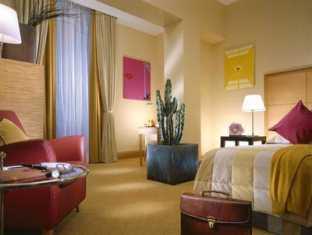 Deluxe - Free WiFi access - Breakfast included