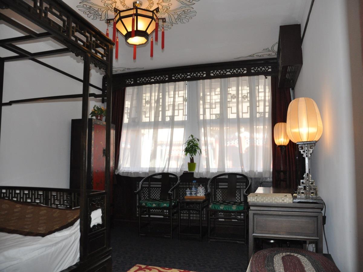 Superior Courtyard Room with Garden View