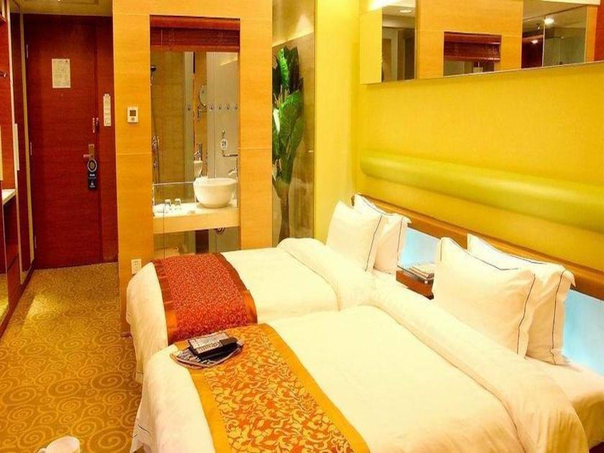 Superior Twin Bed with one breakfast - Free WiFi access