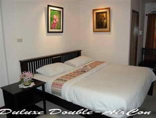 Deluxe King Bed - Free WiFi access