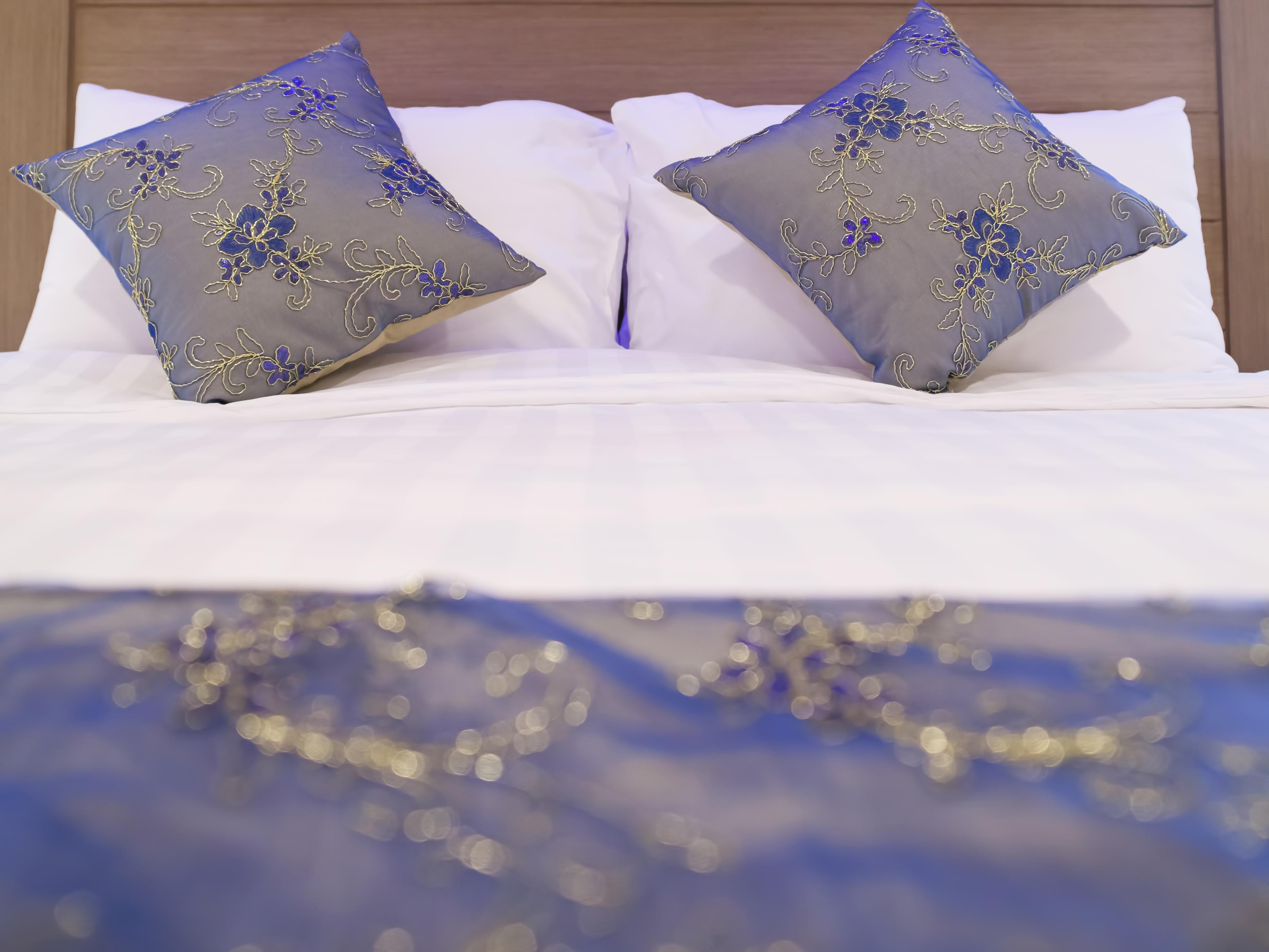 Deluxe King Bedroom - Free WiFi access