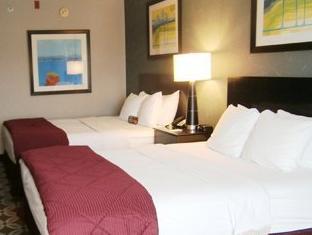 2 Queen Beds, No Smoking - Breakfast included