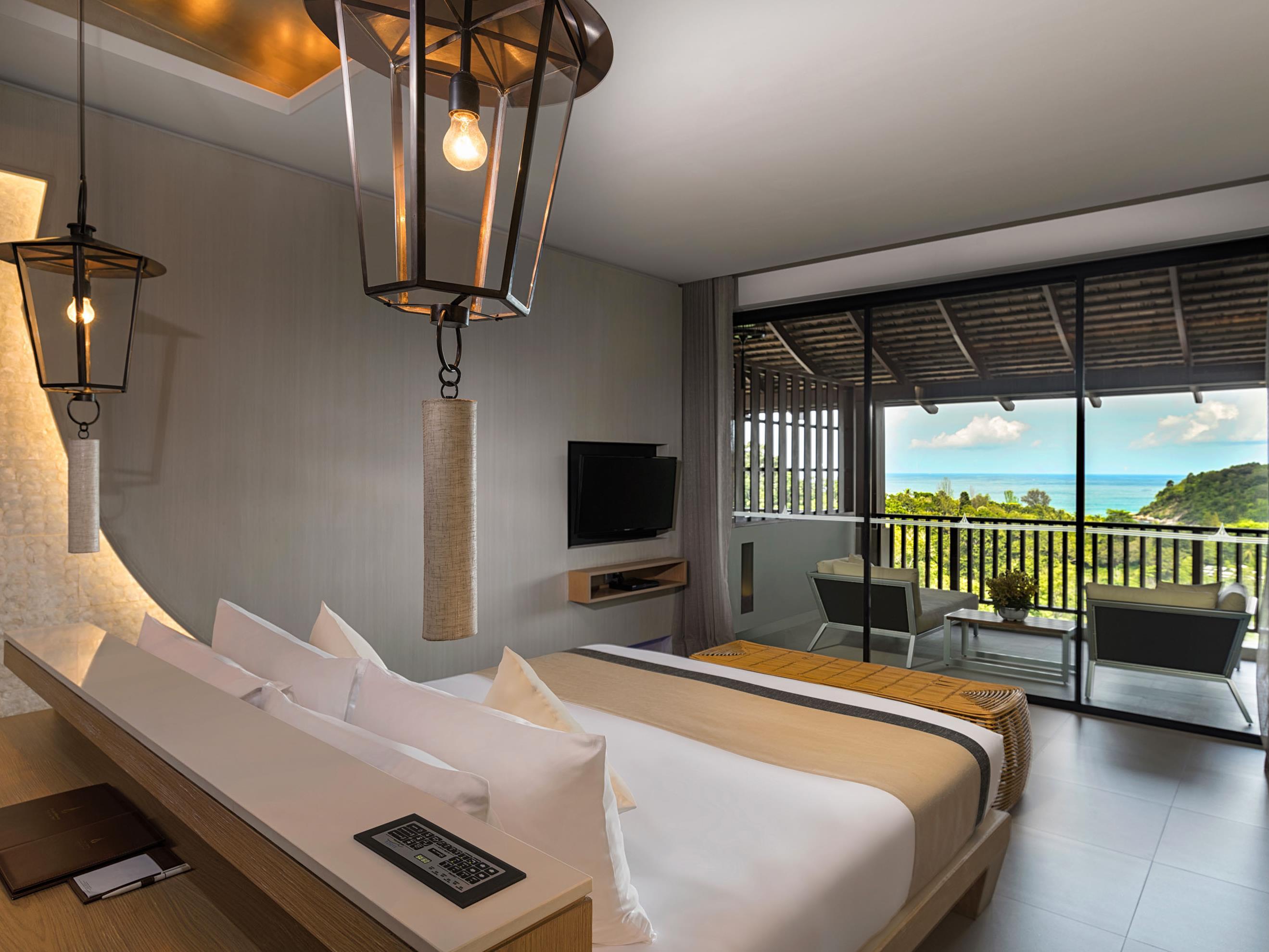 Executive Room with 1 King Size Bed - Free WiFi access - Breakfast included