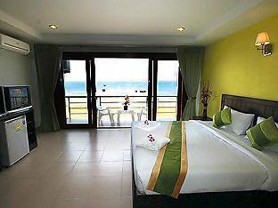 Deluxe Double or Twin Room with Sea View - Breakfast included